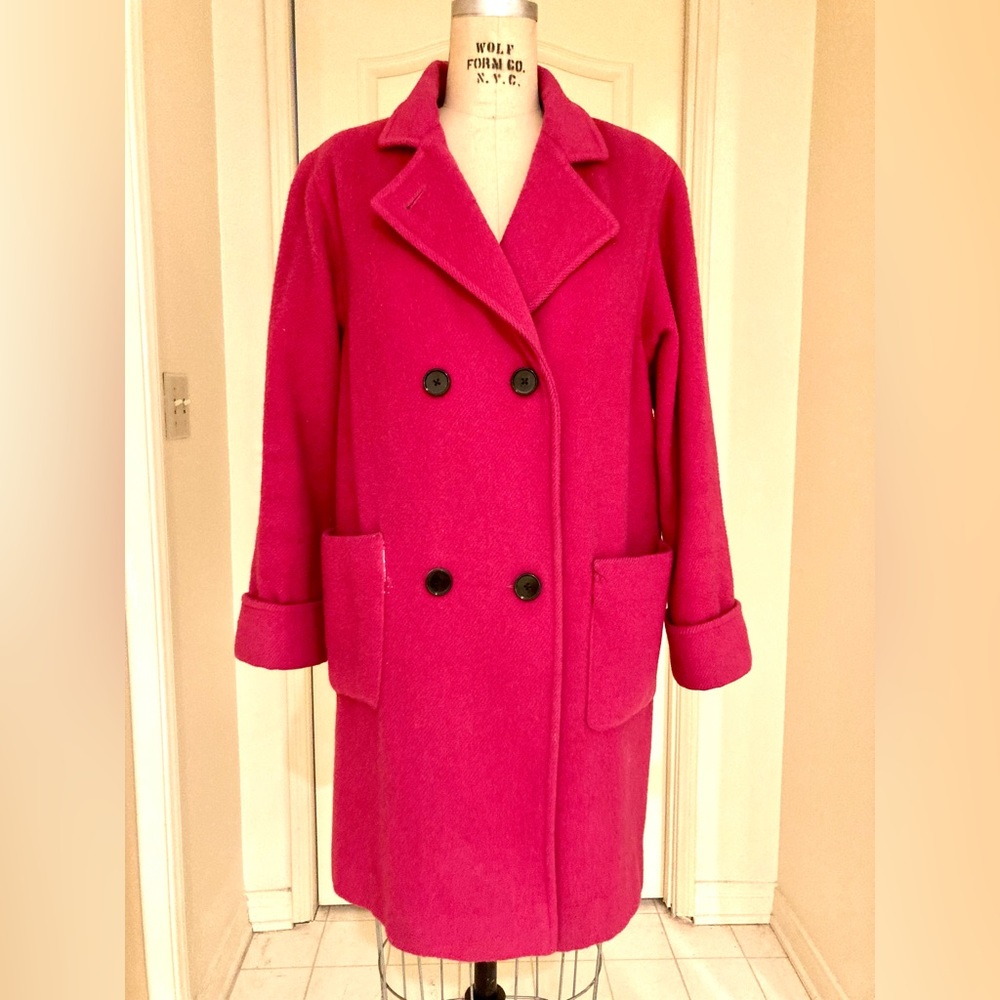 Bloomingdale’s 80’s double breasted wool coat. Patch pockets & cuffs. No label